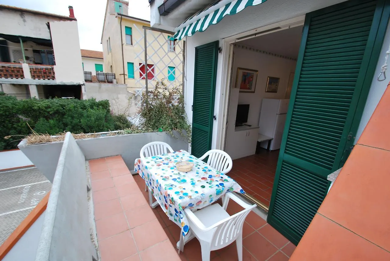 Bilocali Solaris - Vicini Al Mare Con Clima E Posti Auto Apartment Marina di Campo Italy